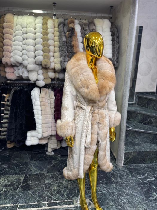 Paltoane alcantara si blana naturala