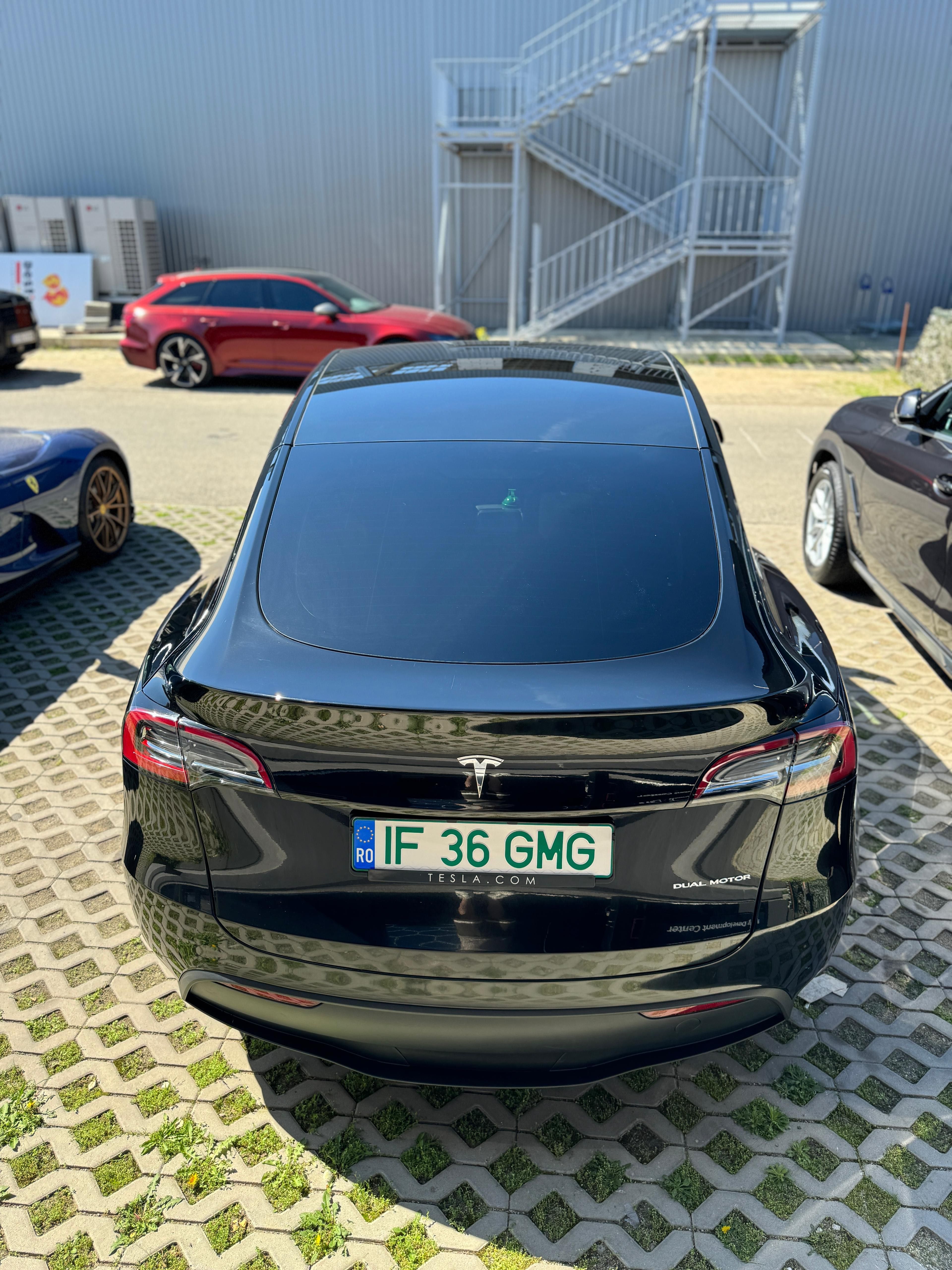 Tesla Model Y Long Range