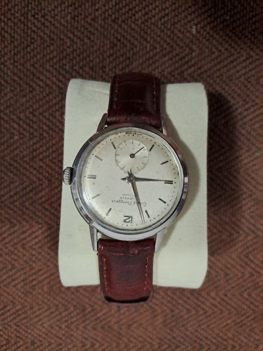 Vind un ceas vechi Girard Perregaux