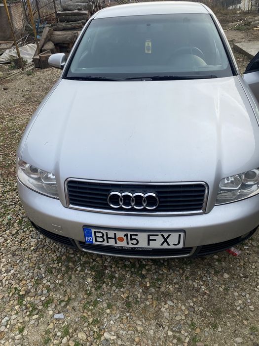 Vând Audi A4 1.6 benzină
