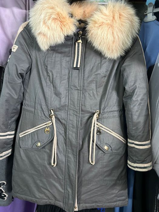 Продам зимнюю куртку