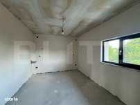 Jumatate de duplex cu 4 camere, 130 mp, in Deva
