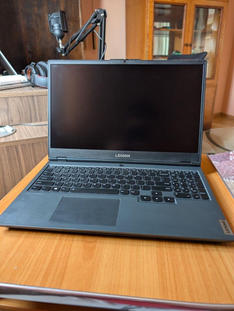 Lenovo Legion 5 15IMH6 [DEFECT: Placa video arsa]
