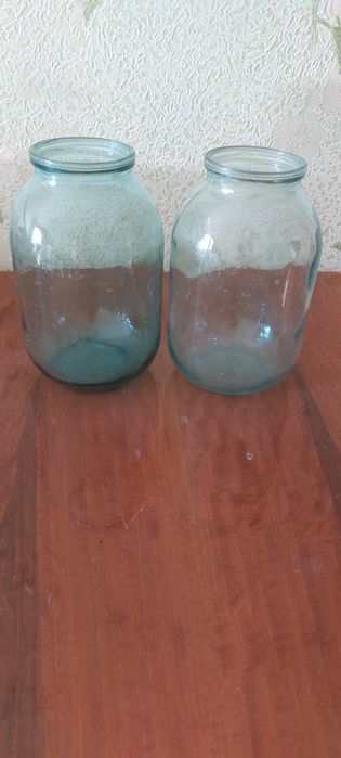 Продаю банки стеклянные 2-х литровые .Караганда новый город