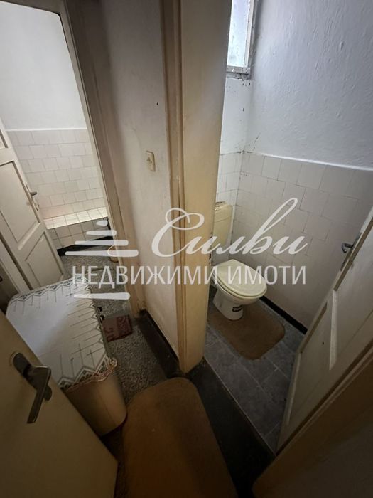 Тристаен ТУХЛЕН апартамент - кв.Добруджански