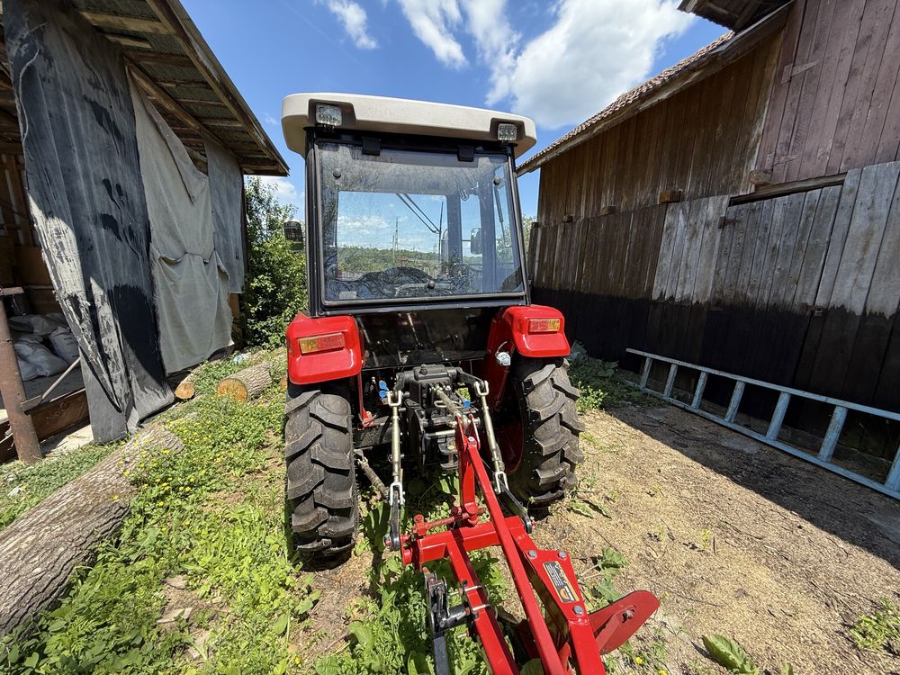 Koniq 504 — tractorul este  nou  -nefolosit