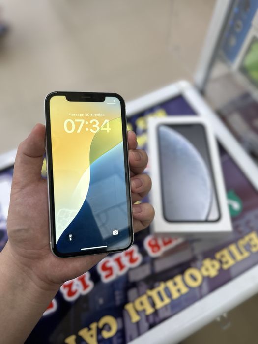 Продам Айфон.