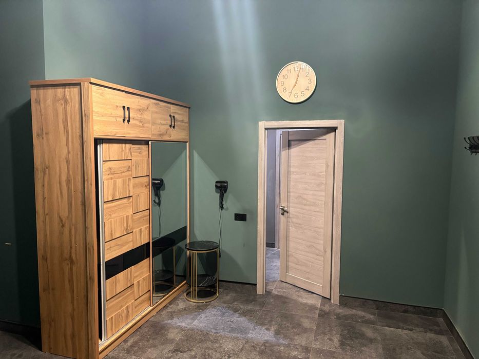 Срочно! Коммерческое помещение в Ц-5 — 267 м² в Центре.