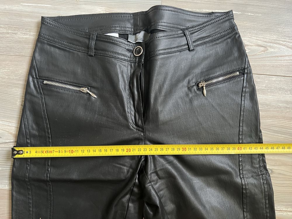 Pantaloni piele eco