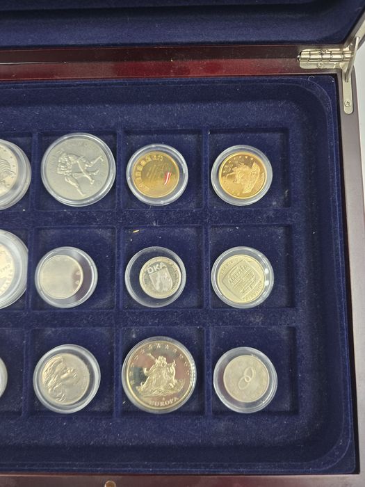 Colecție medalii, monezi