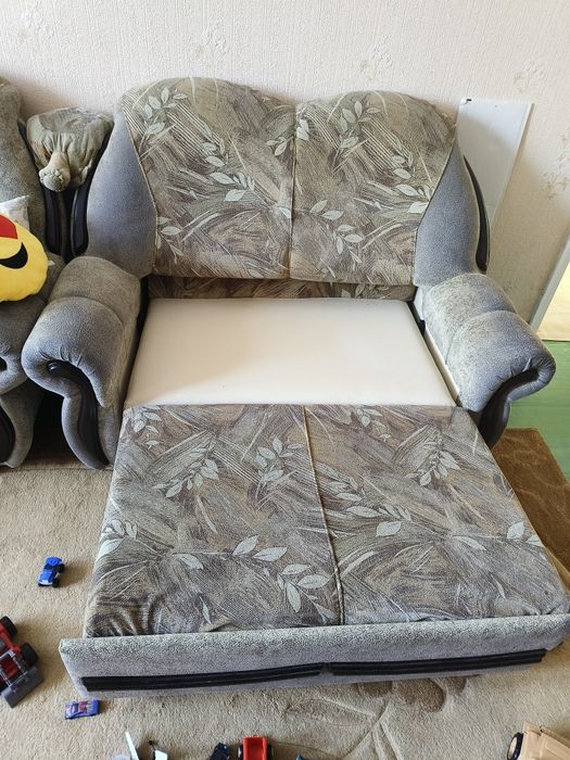 Отдам диван не дорого, самовывоз