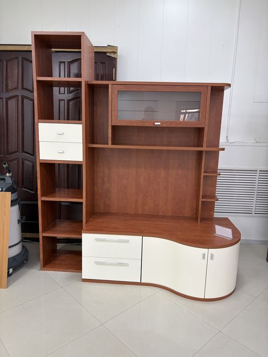 Шкаф новый с салона