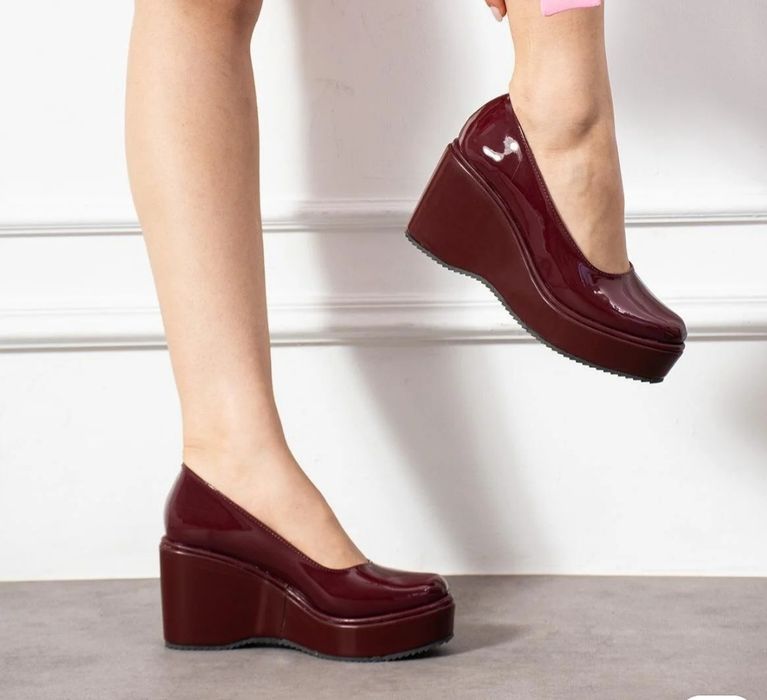 Pantofi eleganți