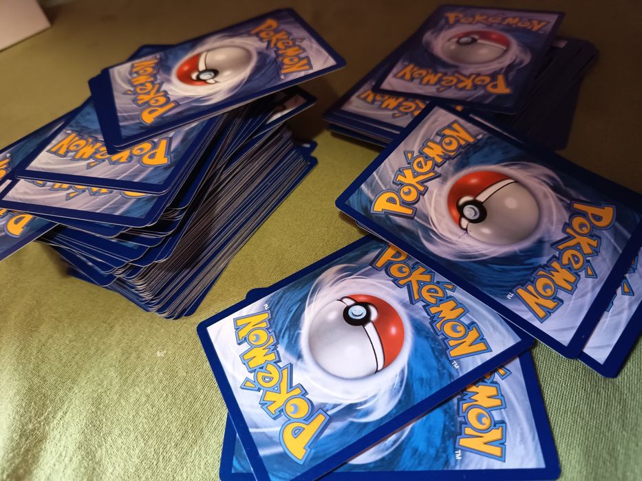 Carti Pokémon de vanzare