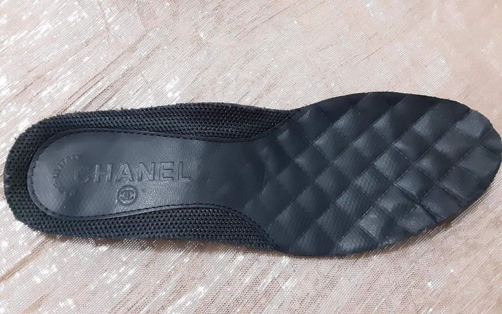 (37) CHANEL оригинални сникърси
