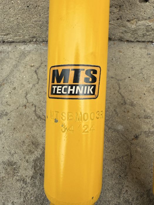 Комплект Амортисоьри MTS Technik за BMW e36