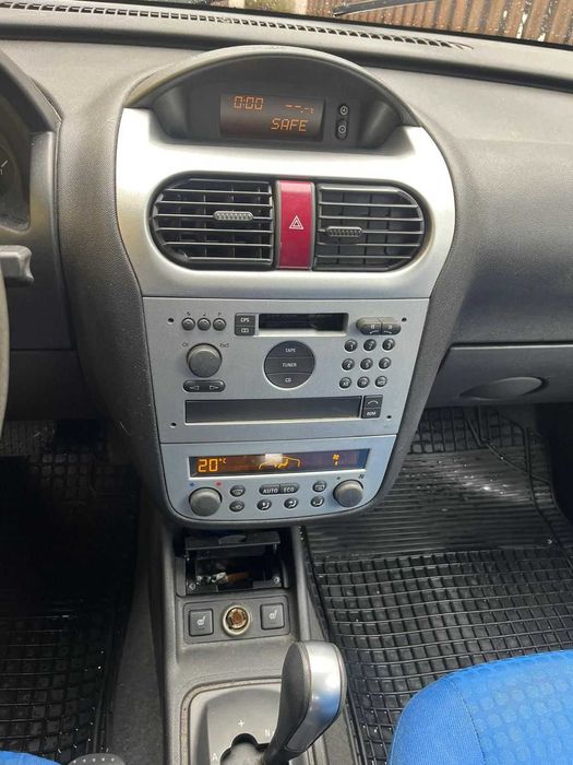Opel Corsa-C Cutie Automata