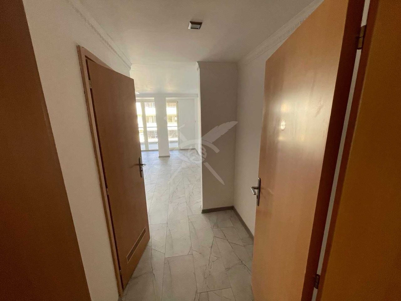 Продава се Едностаен апартамент в к.к. Слънчев бряг - 50 кв.м за 1240 €/кв.м - Снимка #5