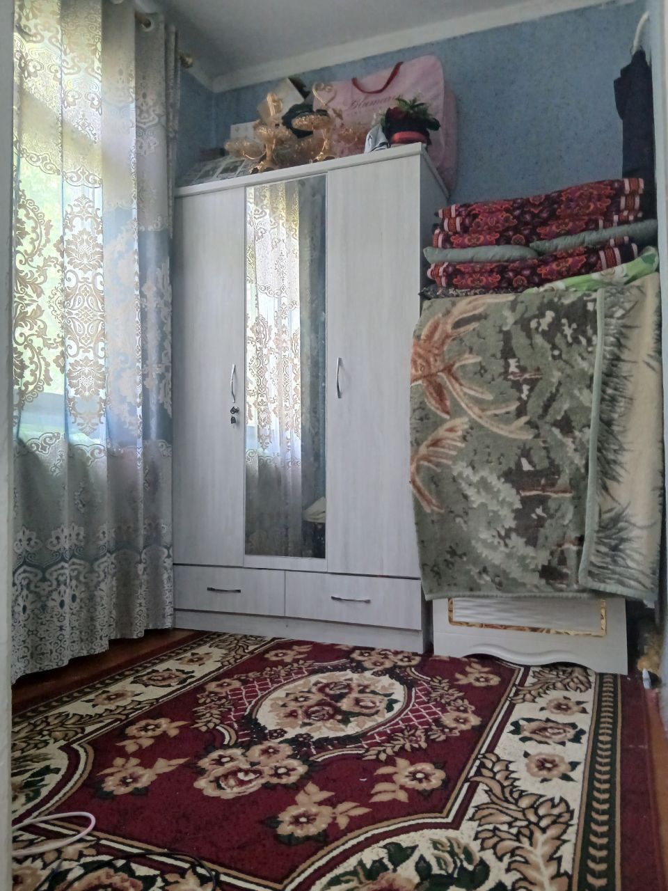 Своя срочно продаётся квартира