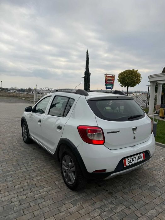 Dacia Sandero stepway 2016