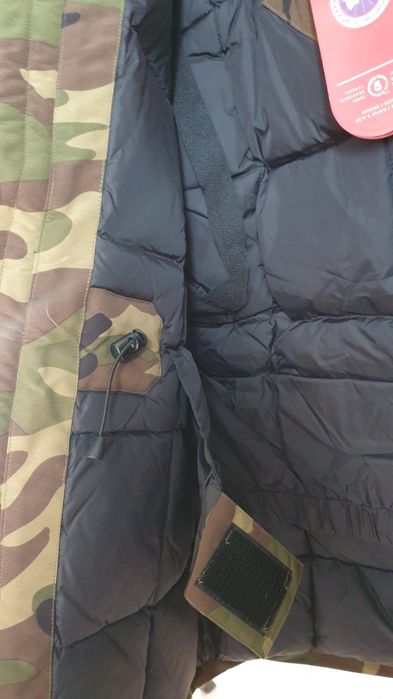Geaca C a n a d a   G o o s  e , mărimea 2XL - super pret