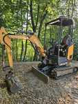 Excavator case 1.7 t