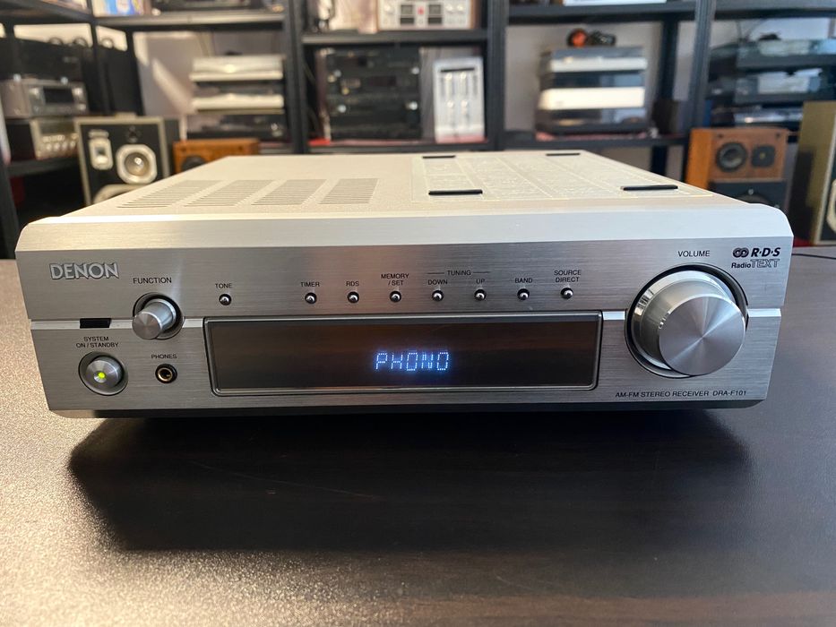 Усилвател с тунер Denon