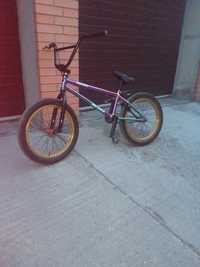 Продам BMX продам.