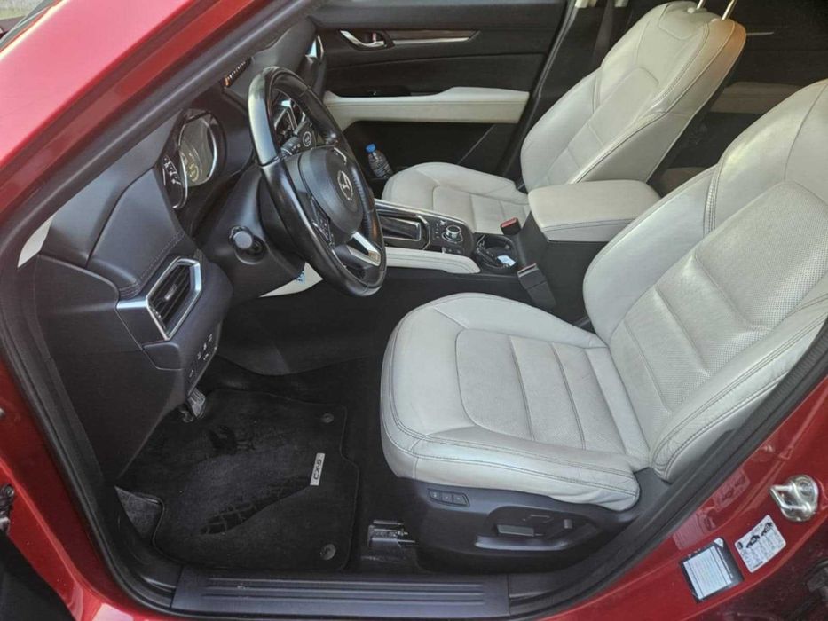 Продавам Mazda Cx5 2.2 SKYACTIVE FULL OPTIONAL/60000км