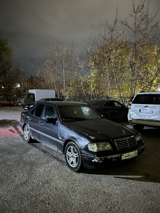 Мерседес c180 w202