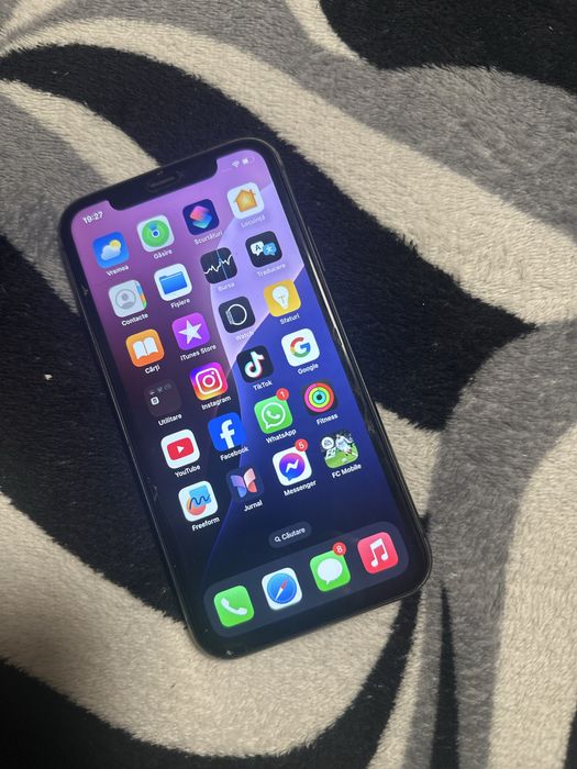 Vând Iphone 11 !!