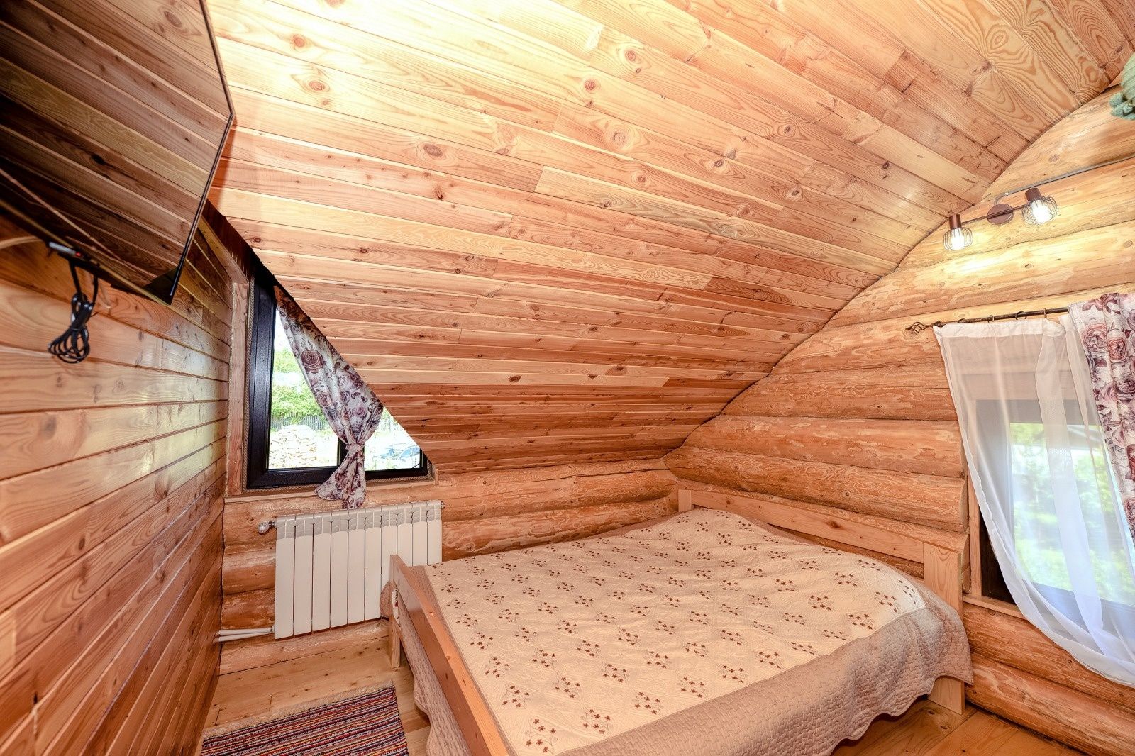 Cabană de închiriat, Vatra Dornei  ( Cabana Maia)