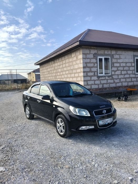 Продам машину ravon r3