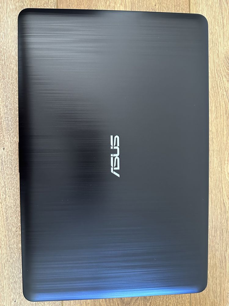 Laptop ASUS VivoBook, model x540NA