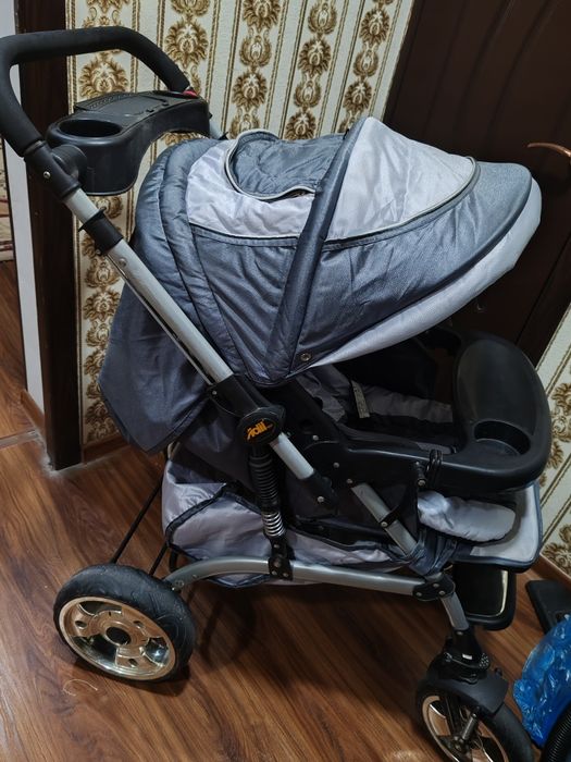 Коляска детская, прогулочная