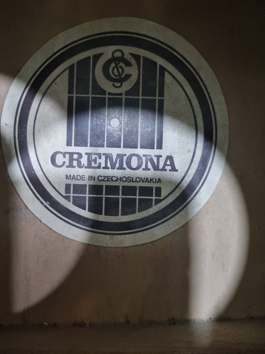 Гитара Cremona продаётся