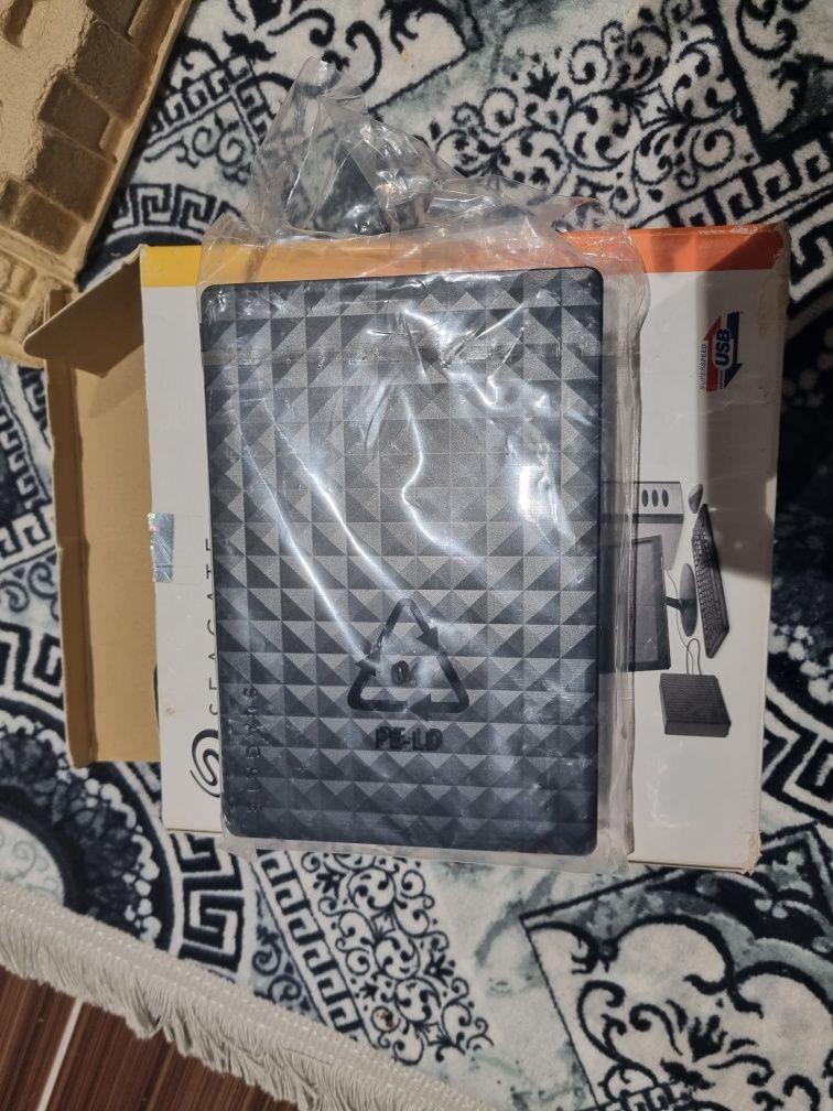 Expansion 8 TB   Desktop Drive