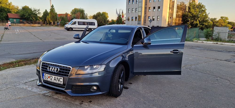 VAND AUDI A4 B8 2009