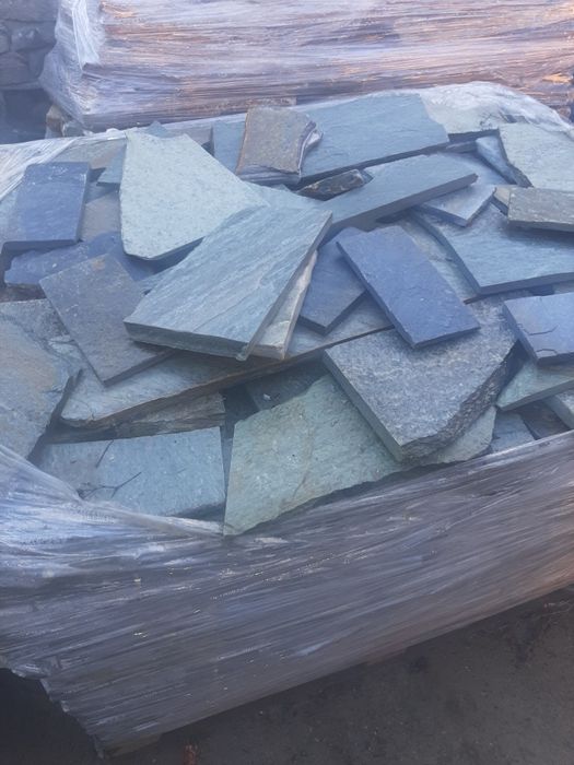 Vând și montez piatră