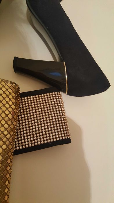 Set superb curea geanta si pantofi 36.5 negru auriu