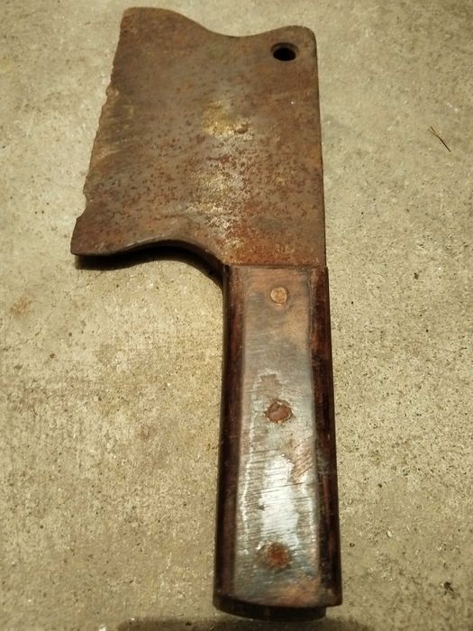 Стар  нож сатър за месо тежък солиден