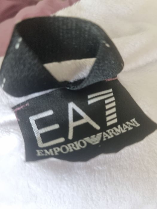 Дамско Яке Emporio Armani EA7 с гъши пух и качулка