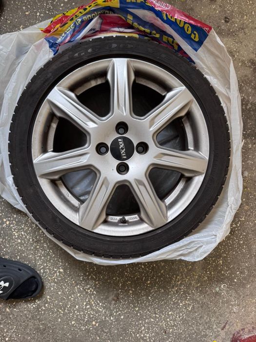 Anvelope Michelin si jante Oxxo