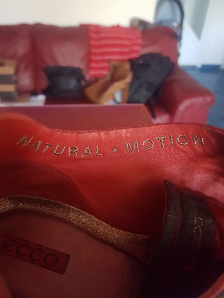Vand pantofi ECCO Natural Motion mărimea 40