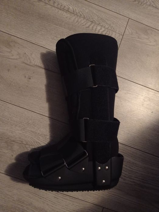 Orteza gleznă tip Walker