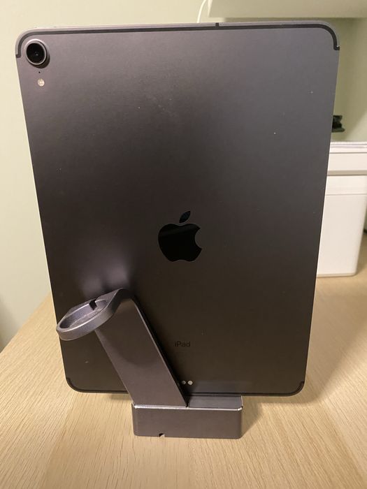 Apple iPad Pro (2018), 11", 256GB, Cellular, Space Grey
