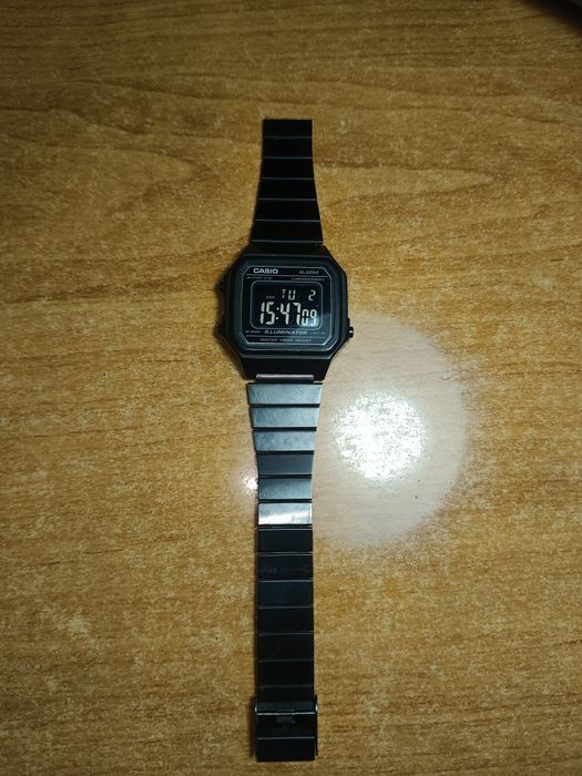 Раритетные часы Casio  в цвете black (водонепроницаемые)
