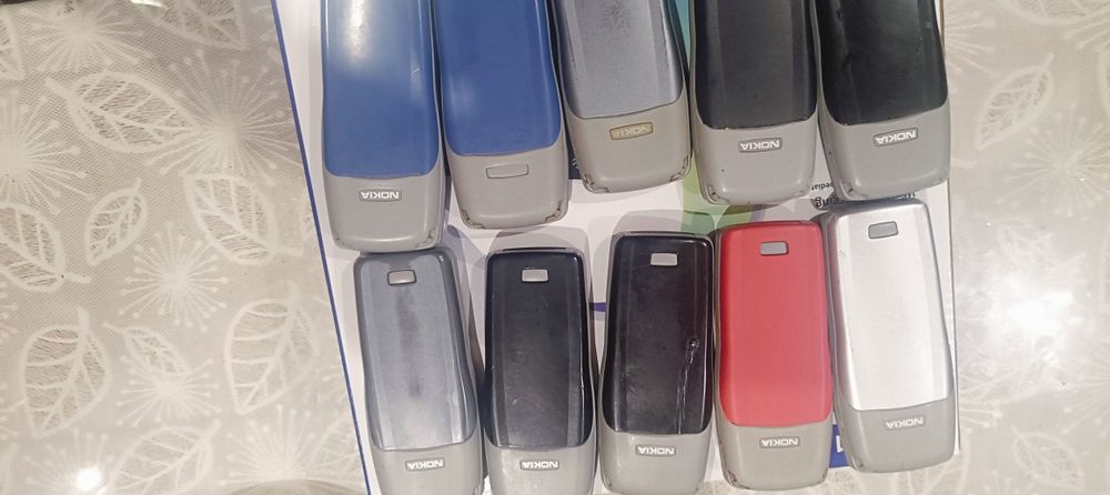 Nokia 1100 cu incarcator