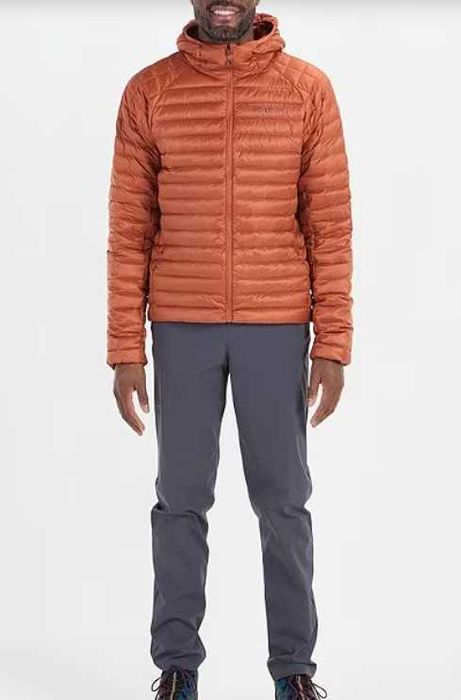Geaca puf Marmot 800 cuin, masura XL, munte, frig, iarna
