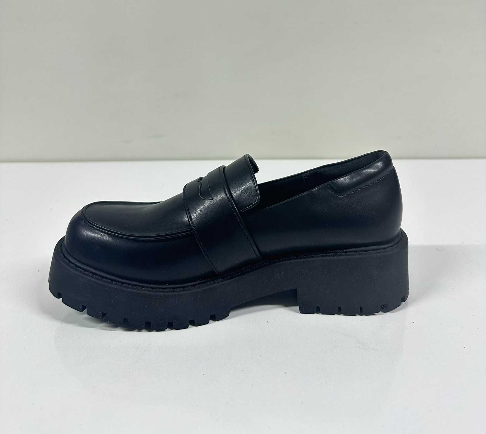 Monki Faux leather loafer